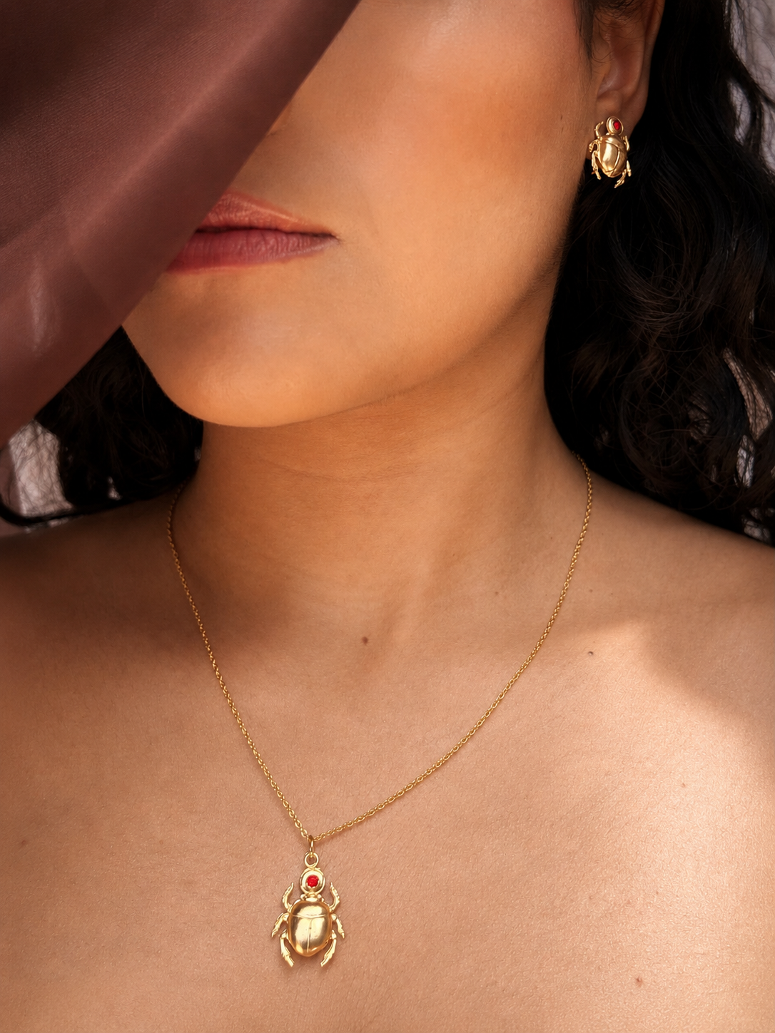 Escarabajo collar
