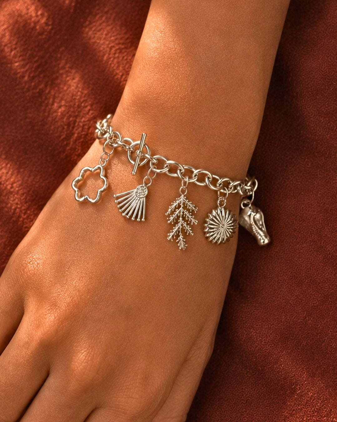 Volver a la Raíz Pulsera