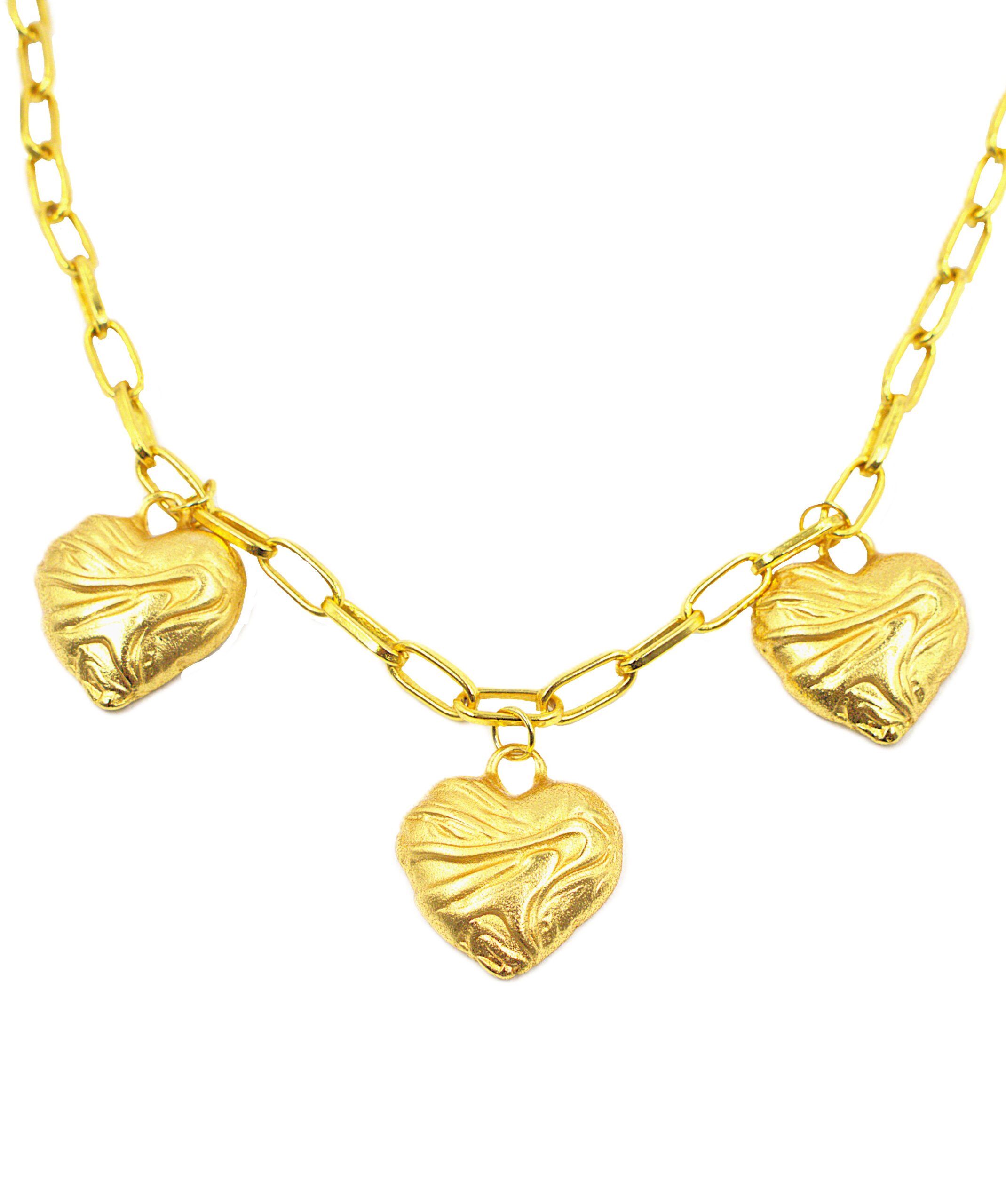 Talisma Collar Dorado Tres Corazones